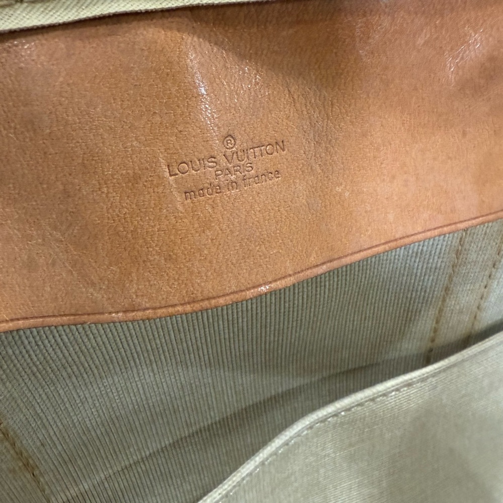 Louis Vuitton Brown Monogram Travel Bag - Picture 5 of 16